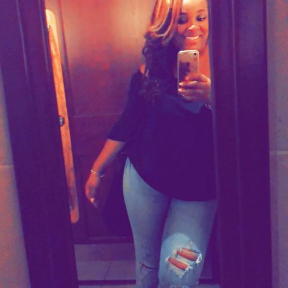 Meet your Posher, Kristen - Picture 1 of 1